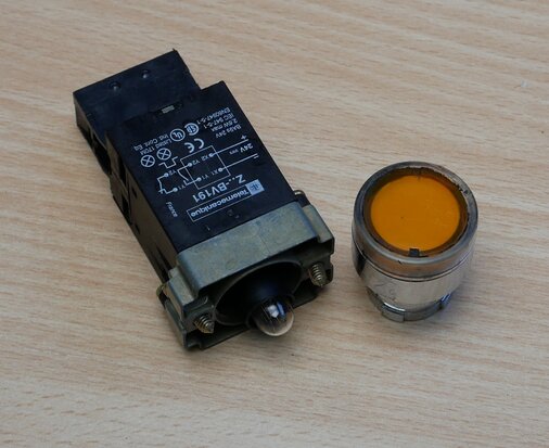 Telemecanique ZB2-BV191 signaallamp oranje incl. drukknop met ZB2-BE101 (NO)