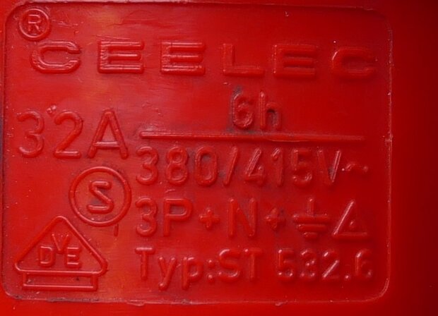 Ceelec ST 532.6 stekker 32A-6h 380/415V 3P+N+E