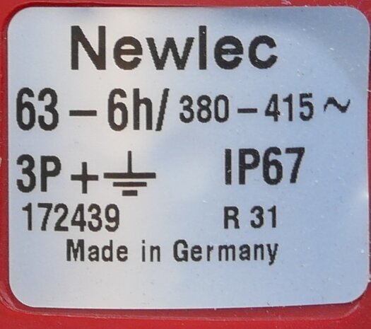 Newlec 63-6h stopcontact 3P+N+E IP67 172439