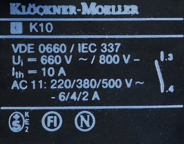 Klöckner moeller button green start button with EK10 contact element