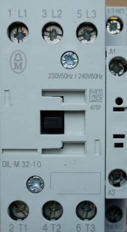 Moeller DIL M (C) 32 contactor 230/240V 3P 1NO 40A