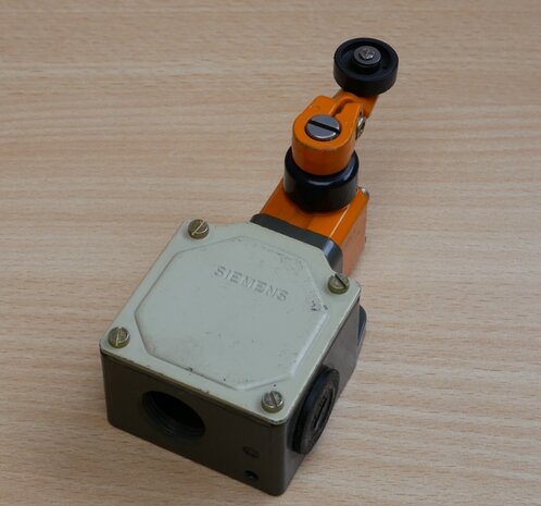 Siemens 3SE3-100-1G limit switch 10A switch 3SE31001G