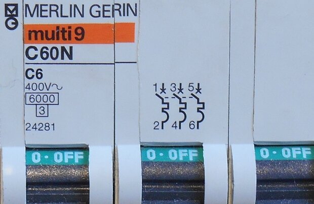Merlin Gerin multi 9 C60N C6 Installatieautomaat 400V 3P 24218 (gebruikt)