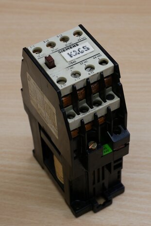 Siemens 3TB40 17-0B contactor 24V DC 2NO + 2NC