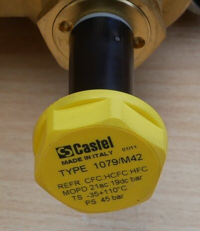 Castel 1079 / M42S Solenoid valve body (NC) 42 mm sold.