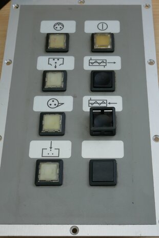MANroland 16.85112-0043 control panel besturing 16851120043 (incompleet)