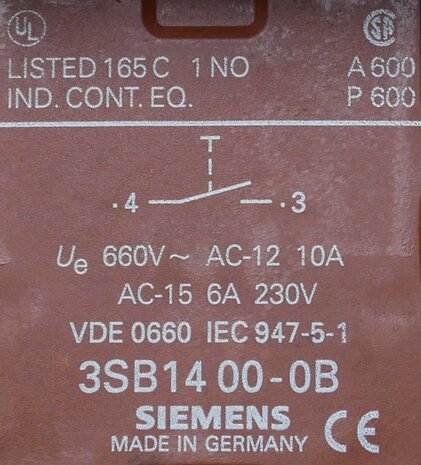 Siemens schakelaar met sleutel met 3SB1400-0C en 3SB1400-0B contact element