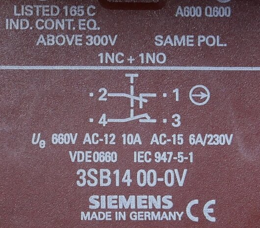 Siemens emergency stop rotary lock with 3SB1400-0H contact element