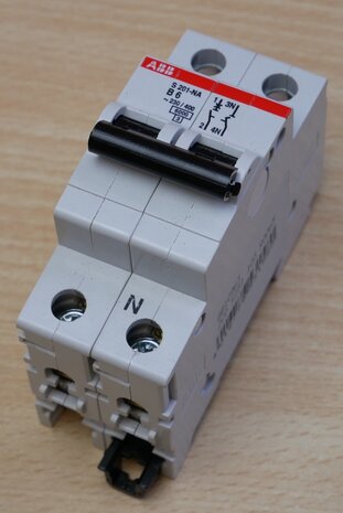 ABB S201-NA B6 circuit breaker 1p + N 6A B, 2CDS251103R0065