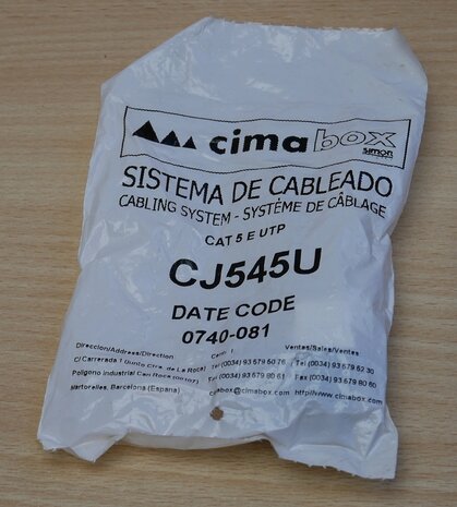 Simon CJ545U connector RJ45 Cat 5e UTP