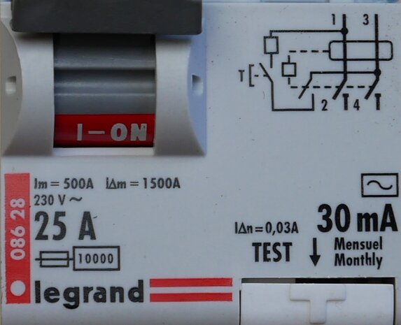 Legrand 08628 installatieautomaat 25A 30mA 2P