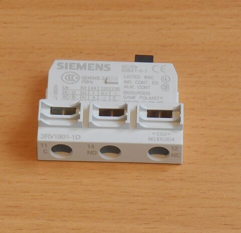 Siemens 3RV1901-1D auxiliary contact