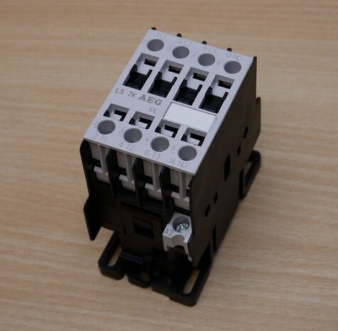 AEG LS 7K.10 contactor 3P 1NO 32A 24V, 143244