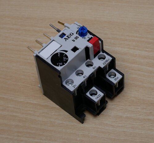 AEG b05 thermal relay setting range 1.35 - 2A, 1NC, 210069