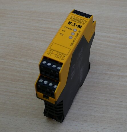 Eaton ESR5-NZ-21-24VAC-DC Safety Relay 24V AC/DC