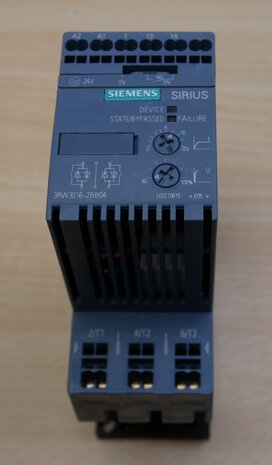 Siemens Sirius 3RW3016-2BB04 softstarter S00 9a 4KW/400V 24vac/DC klemveer