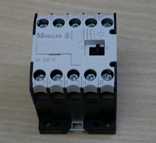 Moeller DILEM-10 contactor 230V AC 4KW 20A 3P+1NO, 051786
