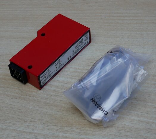 Leuze FRK 924-300 S Diffuse sensor with background suppression 50011213