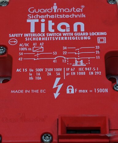 Titan Guardmaster Solenoid Interlock Switch