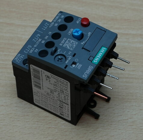 Siemens 3RU2116-1CB0 thermal overload relay 1.8-2.5 A S00 3RU21161CB0