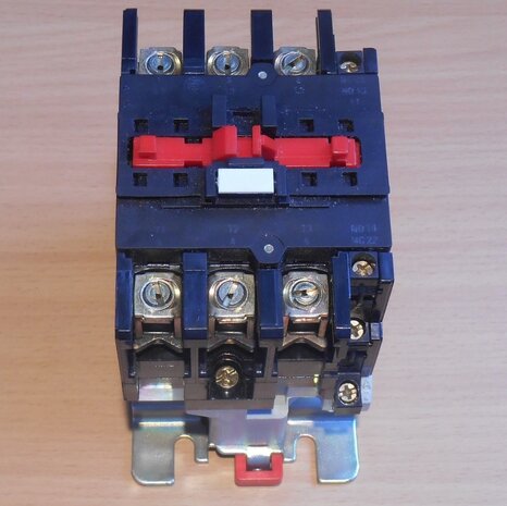 Telemecanique LC1DC633 Contactor 63A 3P 100V 50Hz