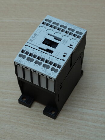 Eaton DilMC9-10 magneetschakelaar 3P 1NO 230V