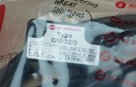 IMI Norgren QM/32/2 Reedcontact met led, 2m kabel