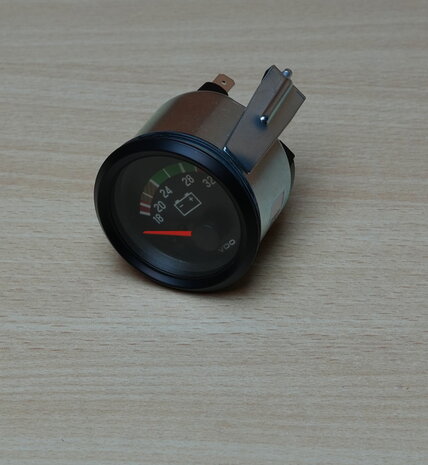 VDO-332-040-001G-Cockpit-International-Voltmeter-18V-32V