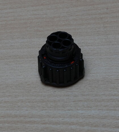 TE-Connectivity-1-965569-3-connector-2P