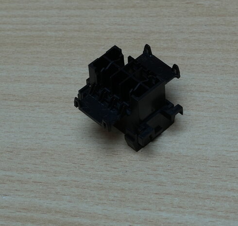 TE-Connectivity-AMP-929505-4-Connector-10P