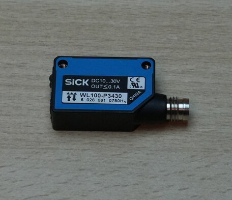 SICK WL100-2P3439 Retroreflecterende foto-elektrische sensor, rechthoekige sensor