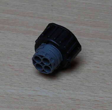 TE-Connectivity-AMP-2-965569-3-connector-2P-grijs