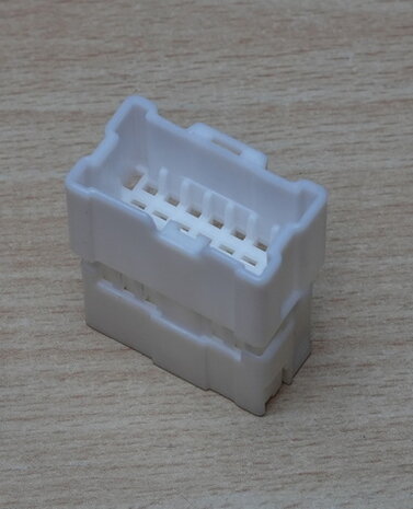 Nissan PK411-12017 00 connector 12P vrouwelijk