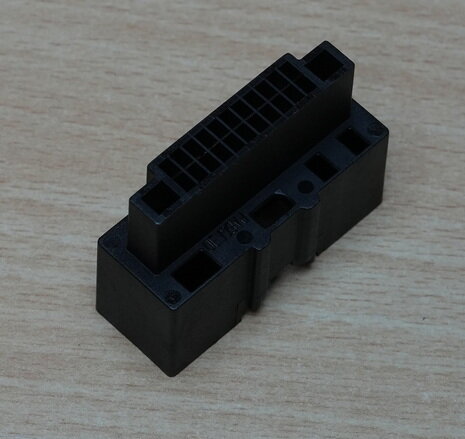 Ford 24P connector mannelijk