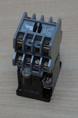 BBC-SLA7-II-B132-magneetschakelaar-20A-220V-2S-1O-80303