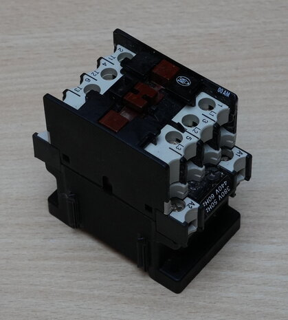 Moeller DIL00AM Sch&uuml;tz 380V 440V 50/60 3P 20A