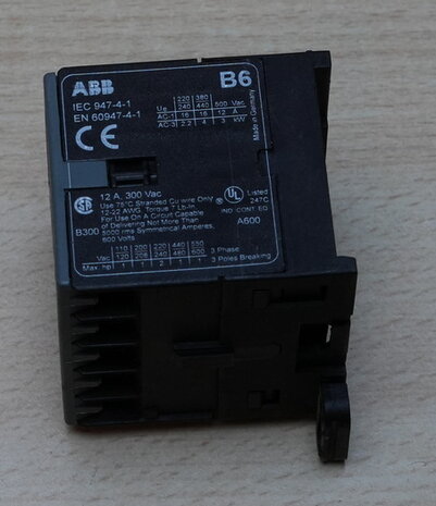 ABB B6-30-10 contactor 3P+1NO 220V 240V 12A