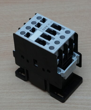 AEG LS 5K.10 contactor 24V 3P+1NO 143104
