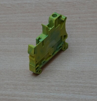 Phoenix-Contact-3045606-aardklem-UT4-PE