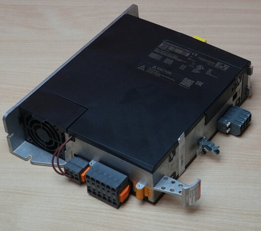 B & R Automation 8EI8X8HWS10.0700-1 Servoantrieb f&uuml;r 3-Phasen-Wechselstrom, 200400 V