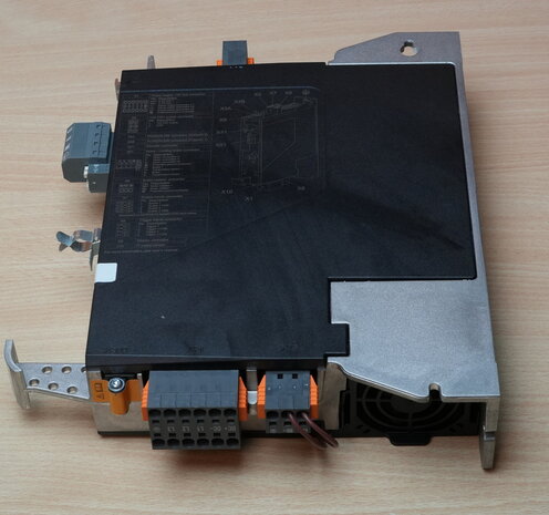 B & R Automation 8EI8X8HWS10.0700-1 Servoantrieb f&uuml;r 3-Phasen-Wechselstrom, 200400 V