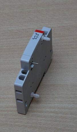ABB-S2C-H20L-hulpcontact-2NO-2CDS200936R0002