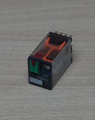 Schneider-Electric-RXM4AB2B7-zelio-schakelrelais-6A-4CO-24VAC