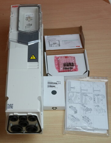ABB-ACS580-01-02A7-4+B056+J400+N2901-frequentieregelaar-3AUA0000130331