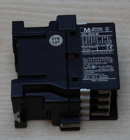 Moeller DIL00AM contactor 24V 20A 3P