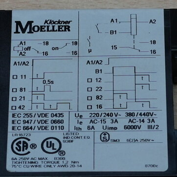 Klockner Moeller TE 69-A tijdrelais 24V 240V AC/DC, 0.05s to 60 h