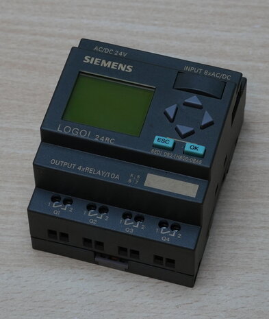 Siemens 6ED1052-1HB00-0BA5 LOGO! 24RC logic module 24V