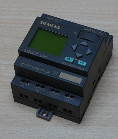 Siemens-6ED1052-1HB00-0BA6-LOGO-24RC-logic-module-24V