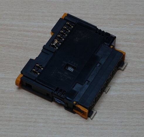 Omron GRT1-TS2P temperatuurinvoermodule PT100