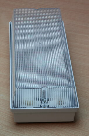 HBI 4L0600 Plafond- en wandopbouwarmatuur 4000K 585LM 129x354mm, 220 - 240 V